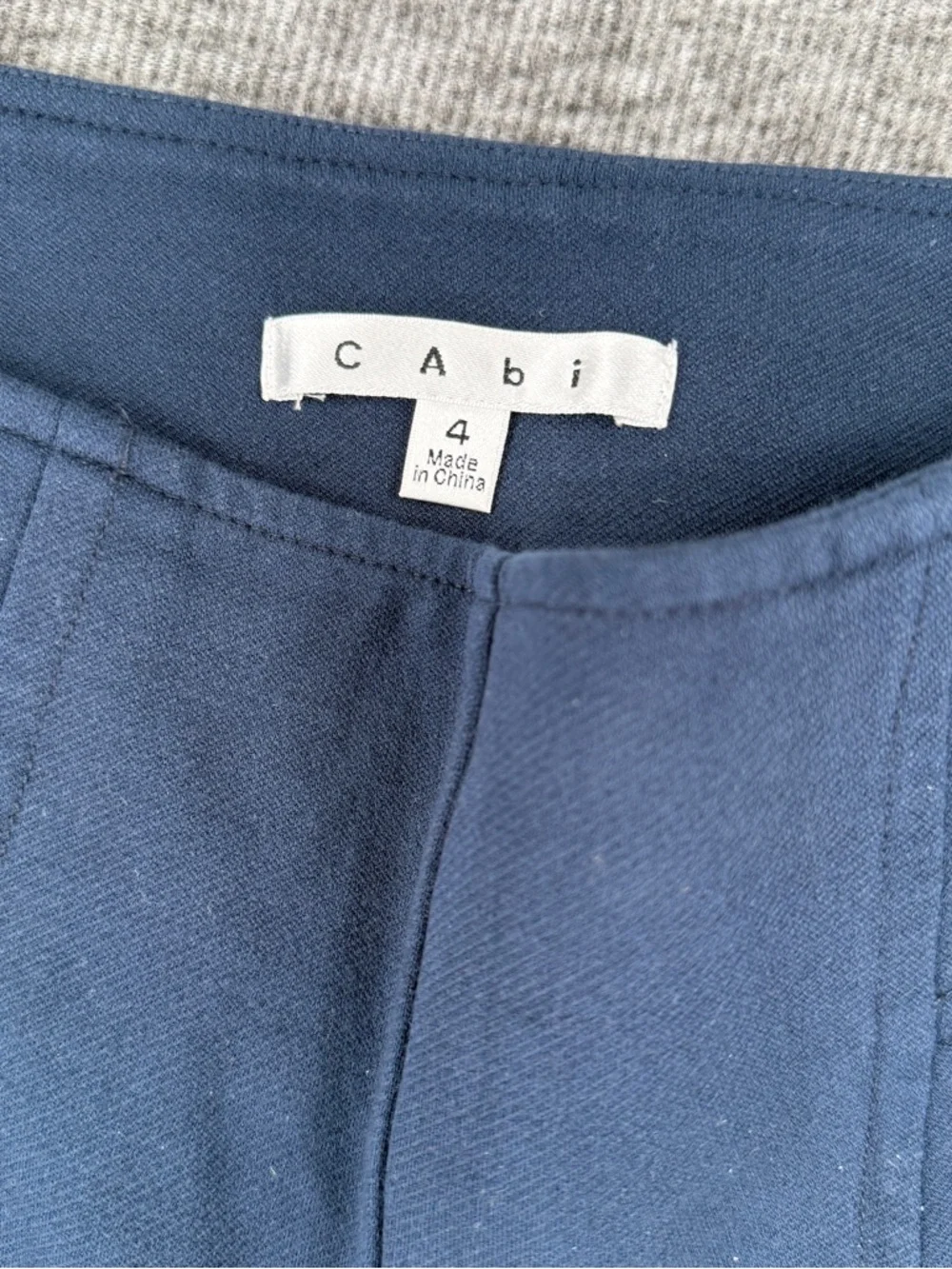 CAbi Navy Blue Skinny Pants Size 4 Rayon Nylon Stretch Trouser‎ Legging